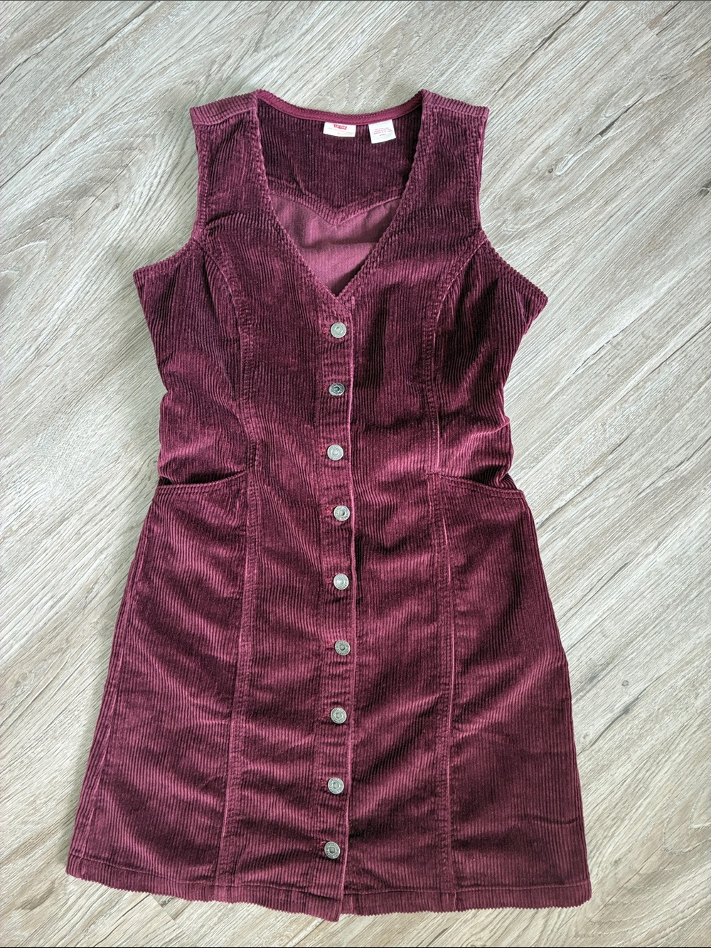 Levi's Sleeveless Corduroy Button-Front Mini Dress in Burgundy